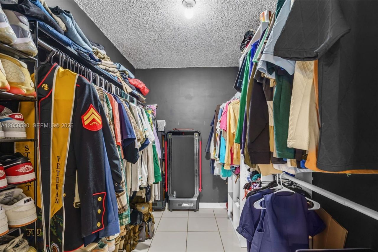 8501 NW 8th St , Unit 105, Miami, FL 33126 Photo