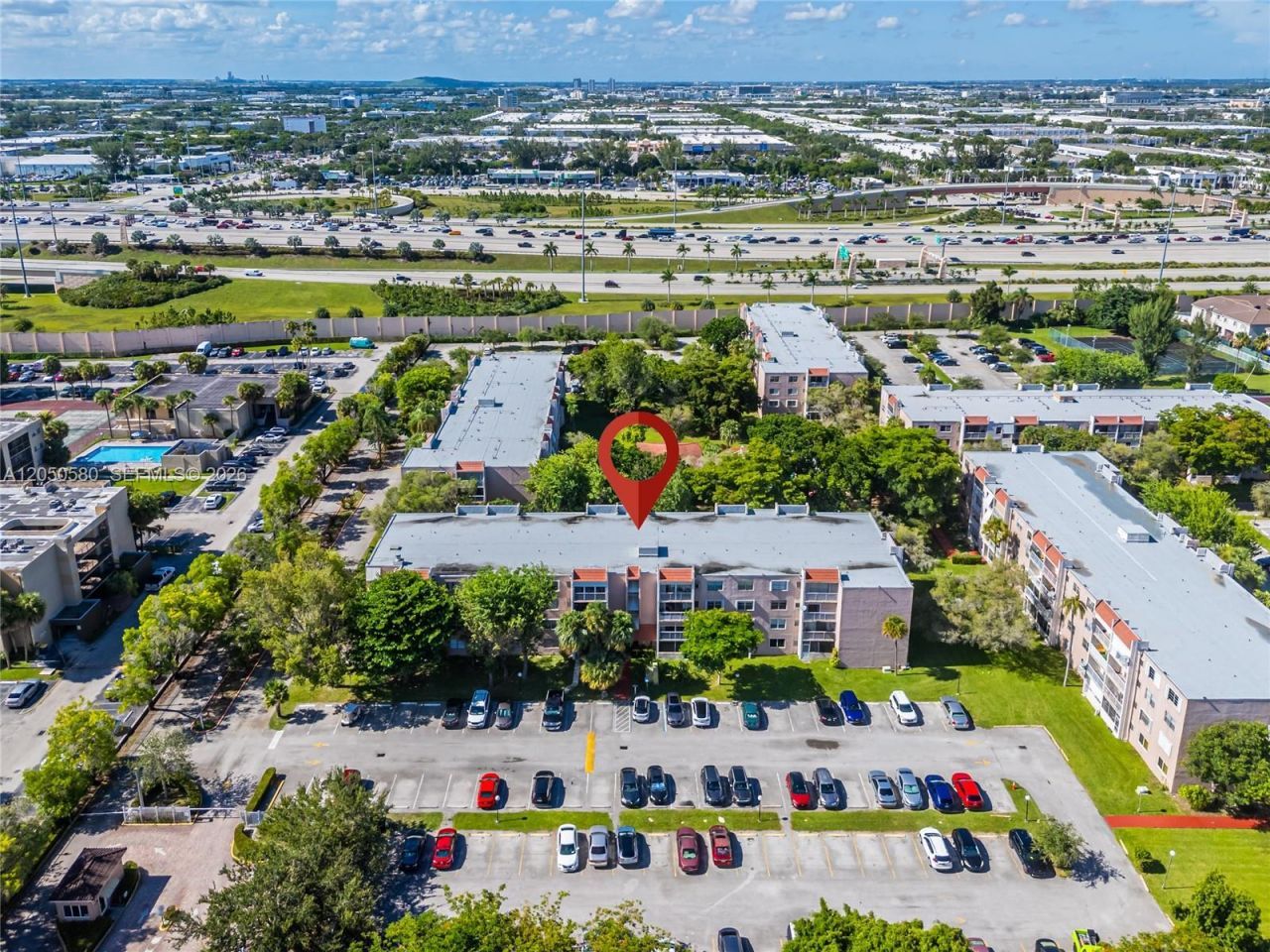 8501 NW 8th St , Unit 105, Miami, FL 33126 Photo