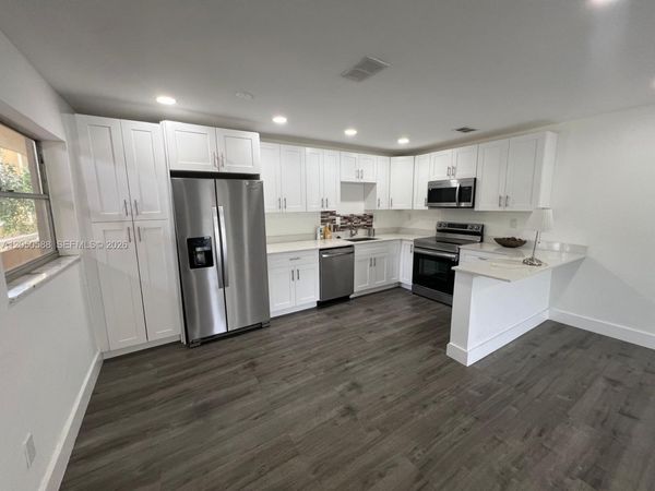 4111 Stirling Rd , Unit 209, Dania Beach, FL 33314