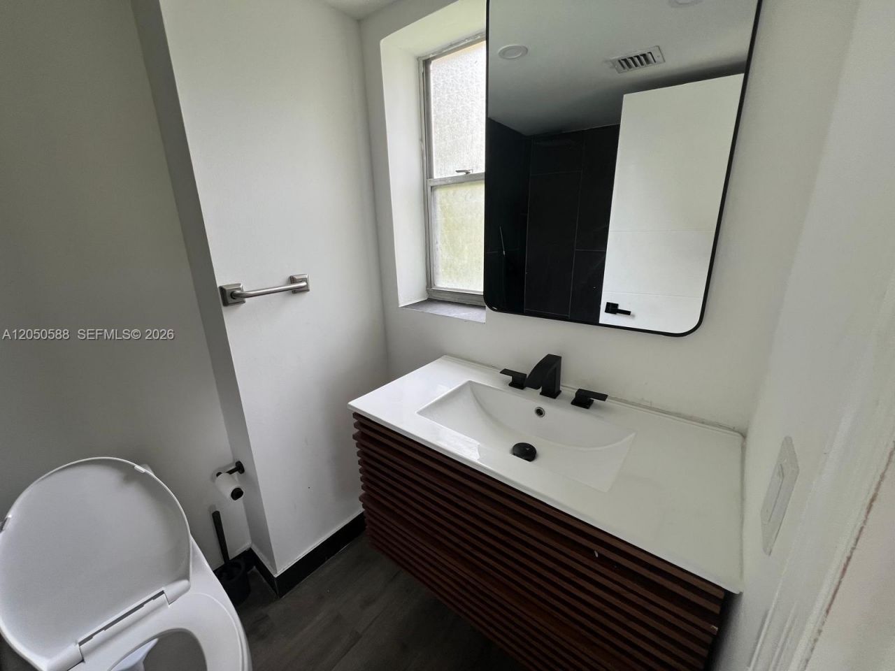 4111 Stirling Rd , Unit 209, Dania Beach, FL 33314 Photo