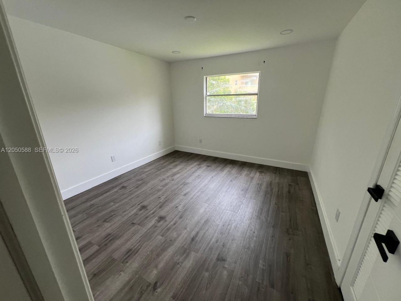 4111 Stirling Rd , Unit 209, Dania Beach, FL 33314 Photo