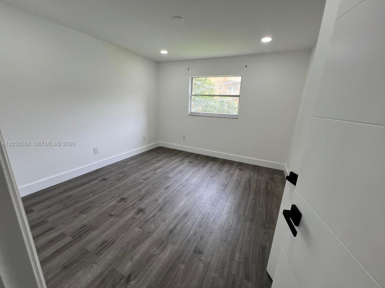 4111 Stirling Rd , Unit 209, Dania Beach, FL 33314 Photo