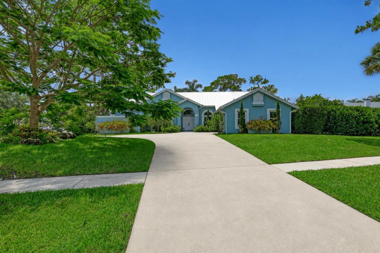 12925 Saint Davids Court, Wellington, FL 33414 Photo