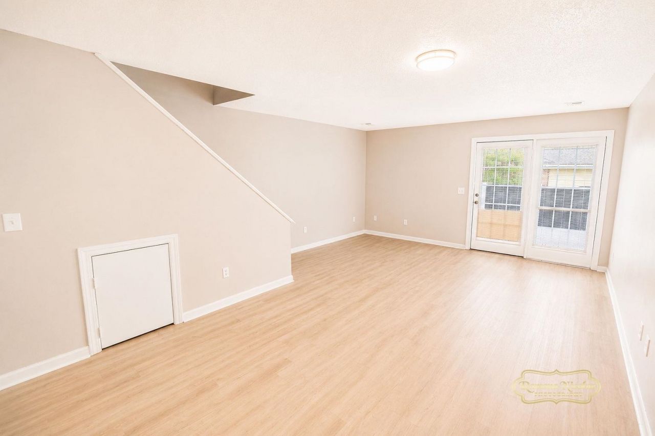 4827 Little River Rd. Photo 11