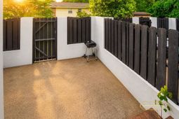4827 Little River Rd. photo 4