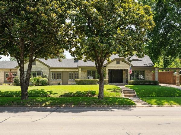 406 E Main Street, Whitesboro, TX 76273