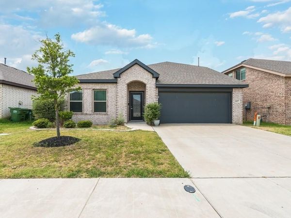 1157 Country Glen Drive, Godley, TX 76044
