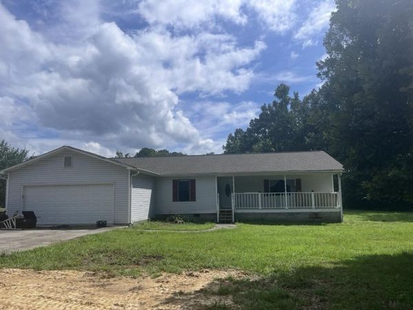 245 N Airport Circle, Resaca, GA 30735
