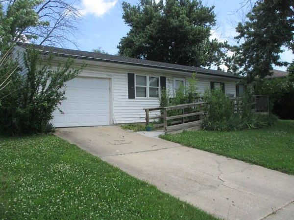 1211 FALCON Drive, Mexico, MO 65265