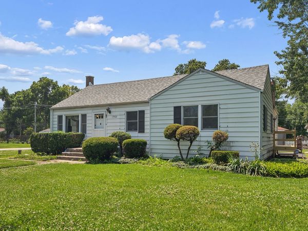 19422 Interurban Avenue , Chicago Heights, IL 60411