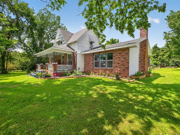 949 Long State Highway Y, Conway, MO 65632