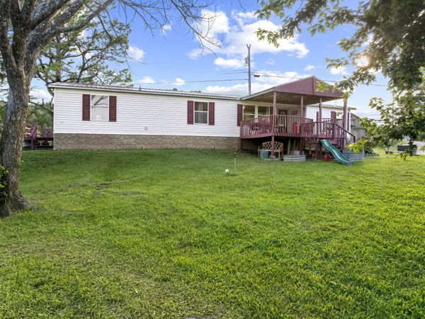 110 Alms Avenue , Walnut Shade, MO 65771