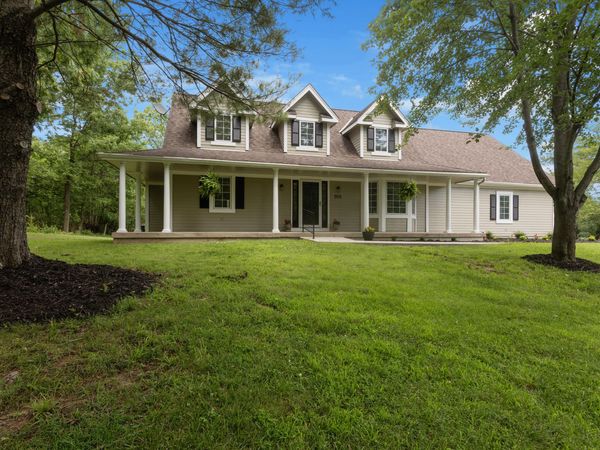 5511 N Lucerne Avenue, Kansas City, MO 64151