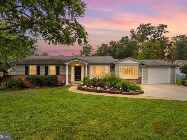 8532 S CANTERBURY DRIVE, ANNANDALE, VA 22003
