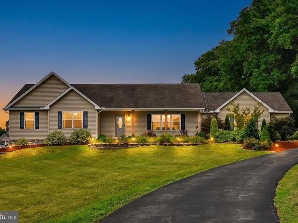 54 TORI LANE, PINE GROVE, PA 17963