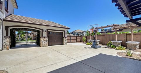 6600 Caprezzo Way, Elk Grove, CA 95757 Photo