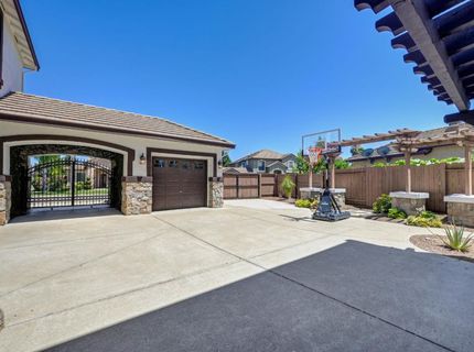6600 Caprezzo Way, Elk Grove, CA 95757 Photo