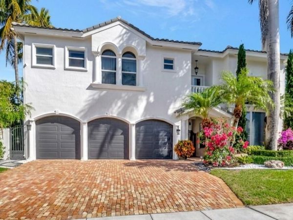 375 SW 16th St , Boca Raton, FL 33432