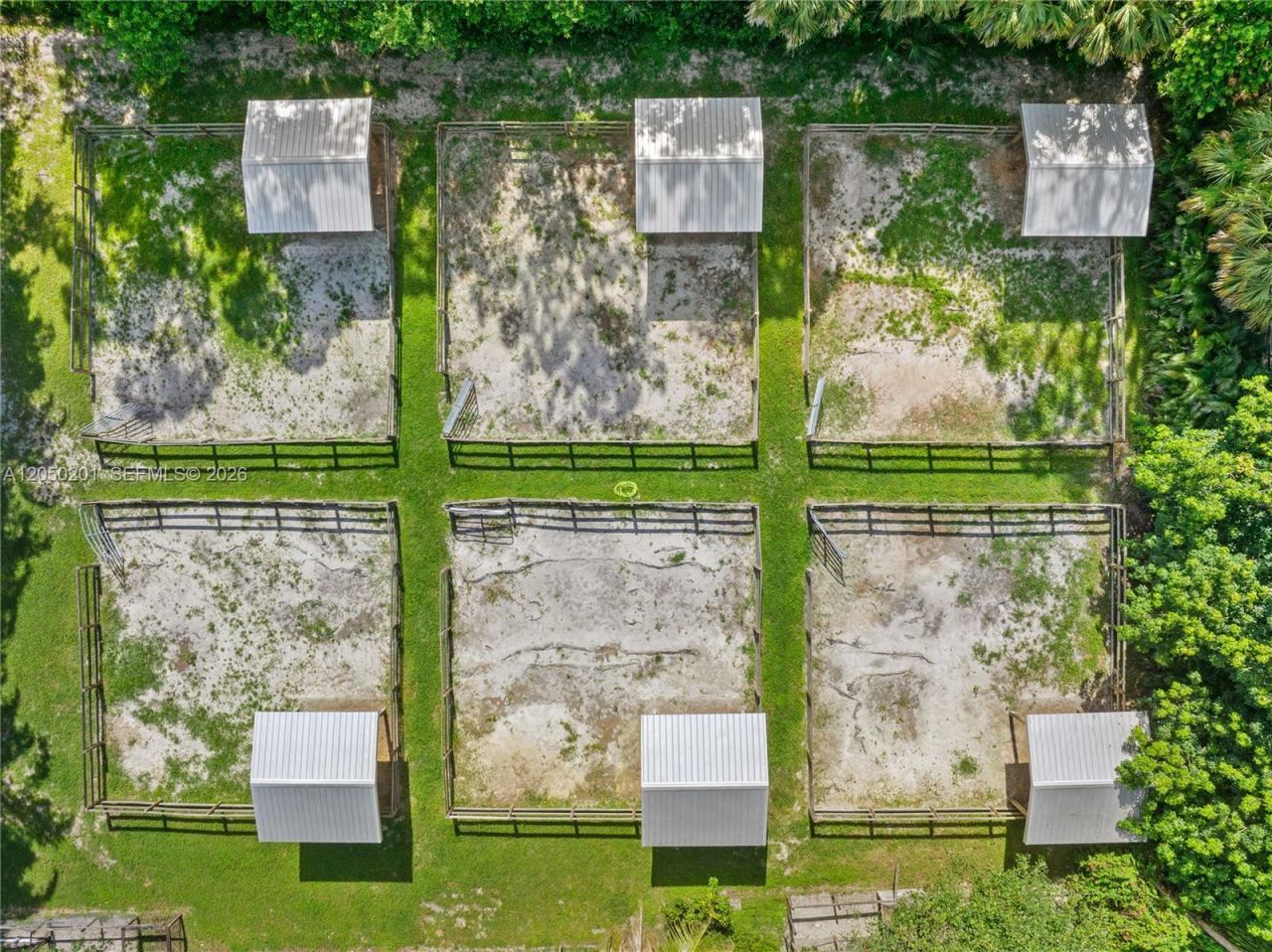 1068 D Rd , Loxahatchee, FL 33470 Photo
