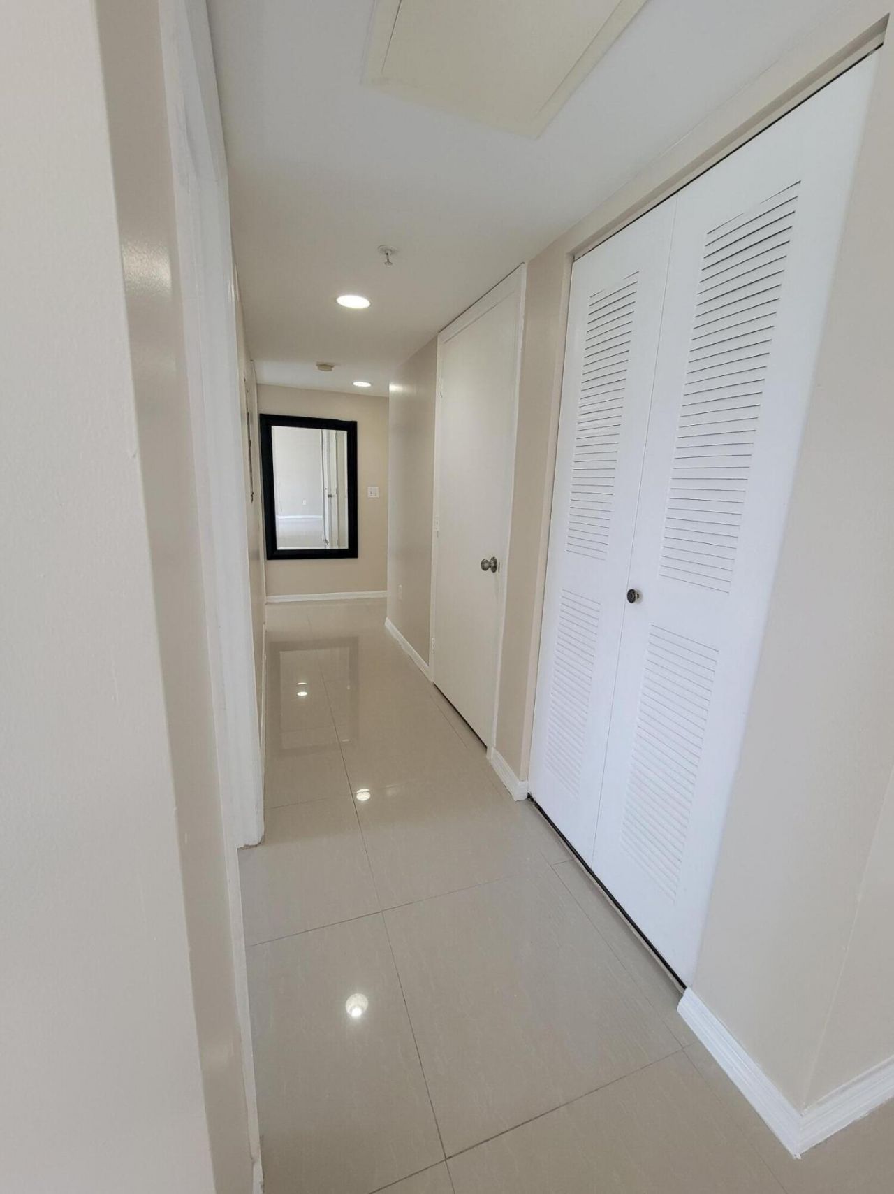 1400 Crestwood Court S, Unit 1402, Royal Palm Beach, FL 33411 Photo
