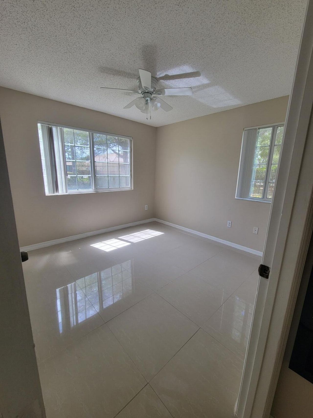 1400 Crestwood Court S, Unit 1402, Royal Palm Beach, FL 33411 Photo