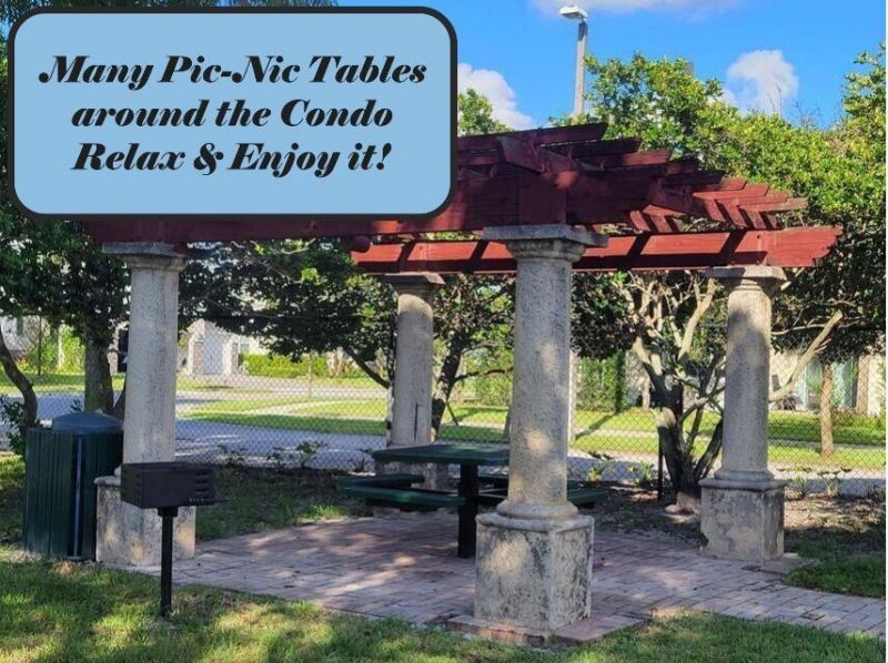 1400 Crestwood Court S, Unit 1402, Royal Palm Beach, FL 33411 Photo