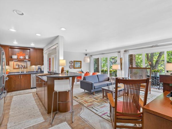 6421 Colony Way, Unit 2D, Edina, MN 55435