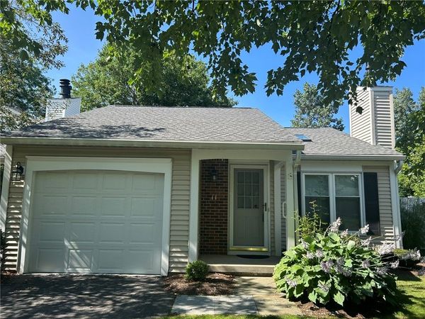 11 Walnut Circle, Webster, NY 14580