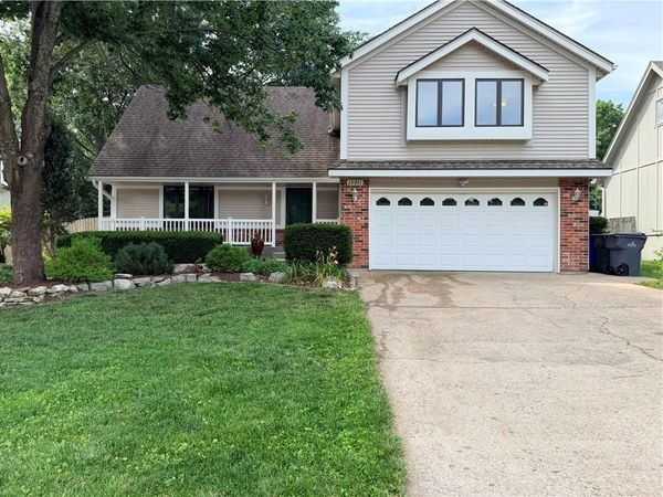 15911 W 150th Street, Olathe, KS 66062