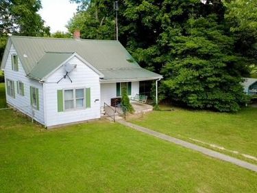 16431 E State Hwy 70 , Bethelridge, KY 42516