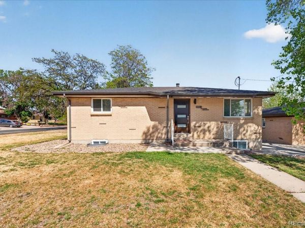 9030 Elm Court, Denver, CO 80260