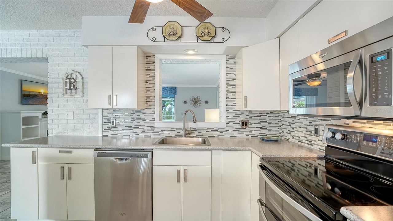 1003 21st Avenue W, Palmetto, FL 34221 Photo