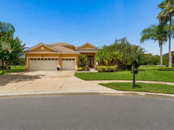 5303 CLOUDS PEAK DRIVE , LUTZ, FL 33558