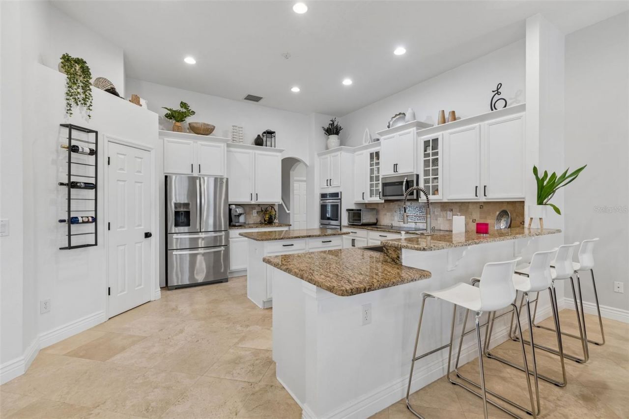 5303 Clouds Peak Drive, Lutz, FL 33558 Photo