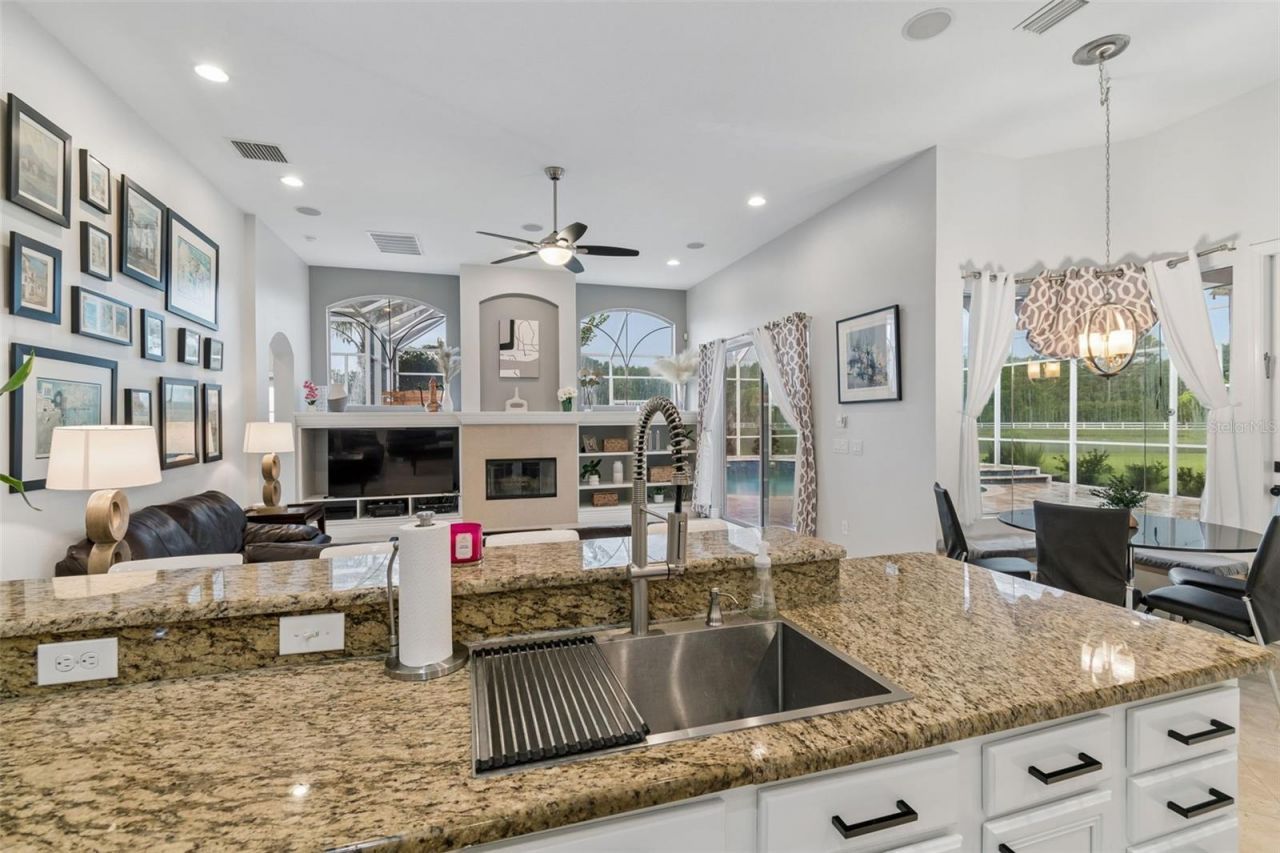 5303 Clouds Peak Drive, Lutz, FL 33558 Photo