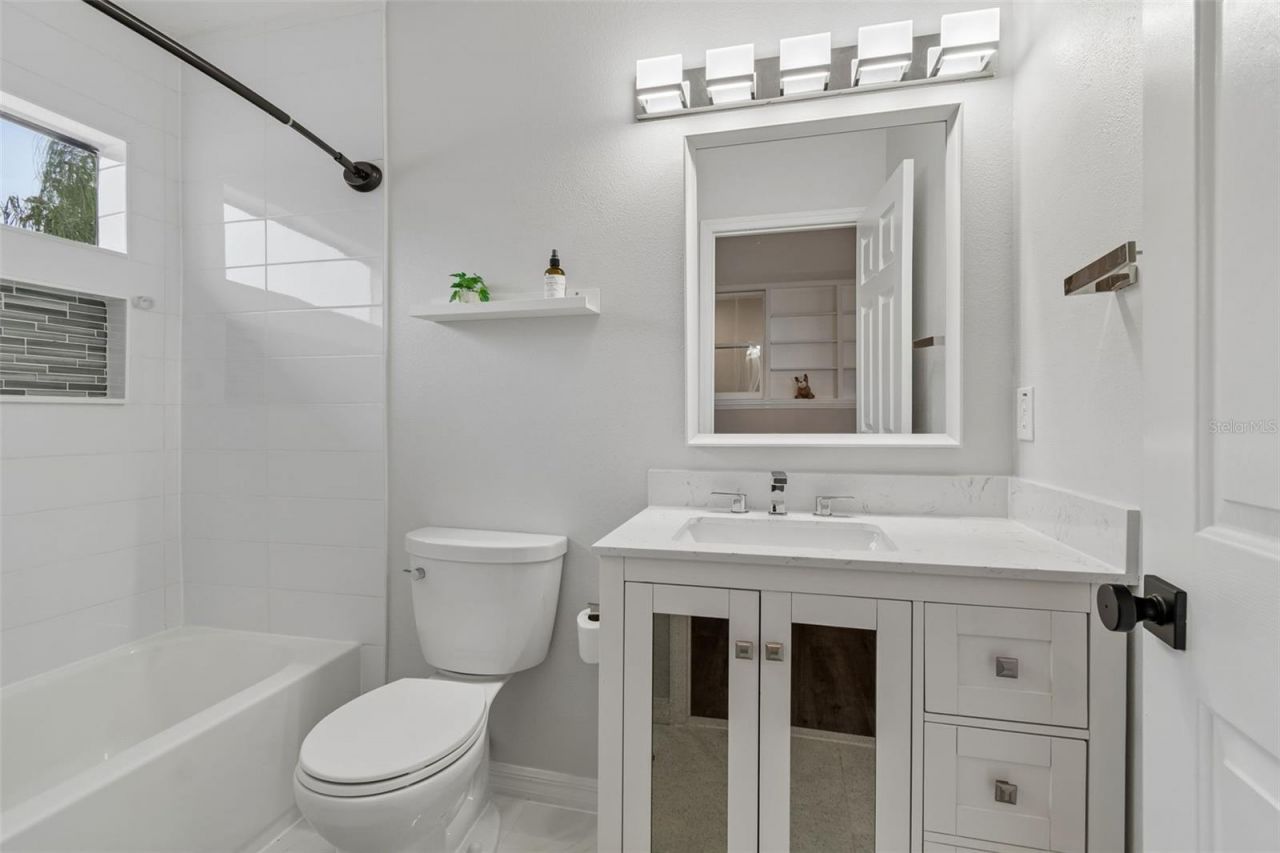 5303 Clouds Peak Drive, Lutz, FL 33558 Photo