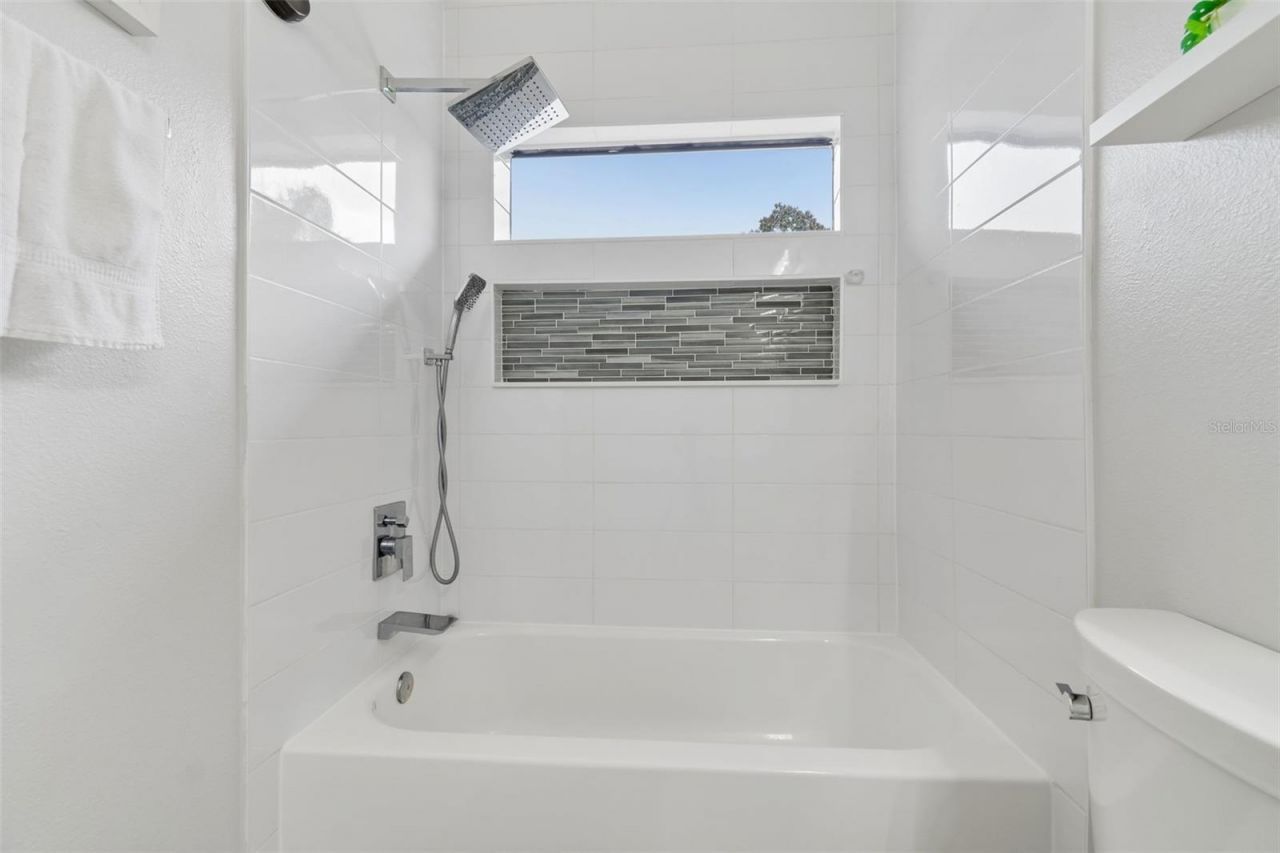 5303 Clouds Peak Drive, Lutz, FL 33558 Photo