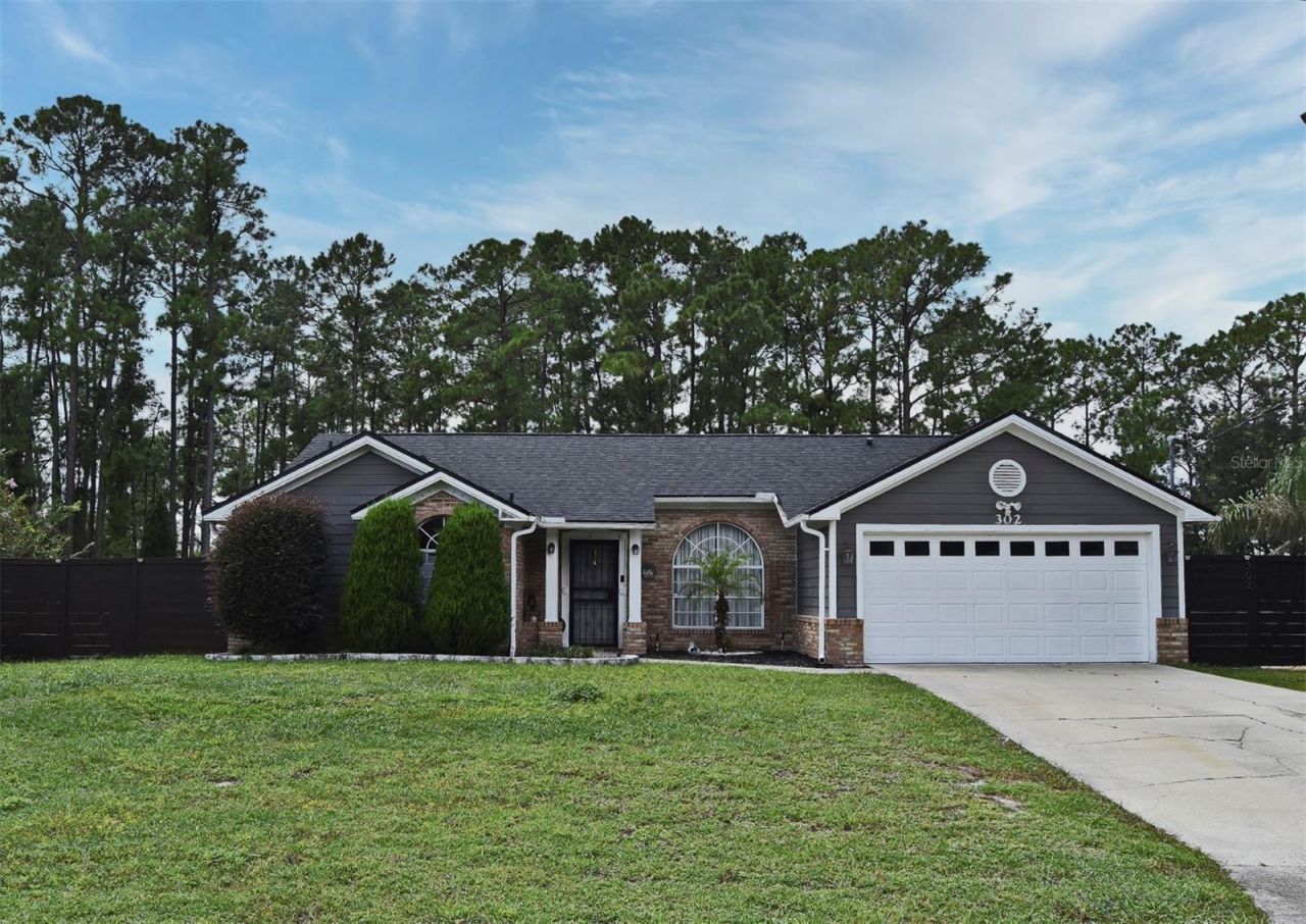 302 Shadydale Court , Deltona, FL 32738 Main Photo