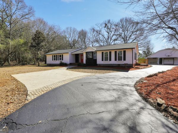 140 Heritage Circle, Mcdonough, GA 30253