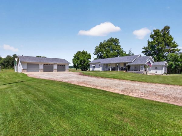 5010 Doty Road, Osseo, MI 49266