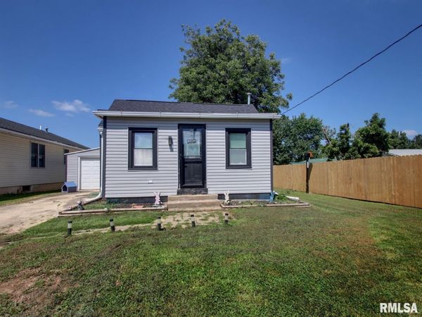 1723 N 17TH Street, Quincy, IL 62301