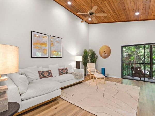 2125 Pine Creek Boulevard, Unit 205, Vero Beach, FL 32966