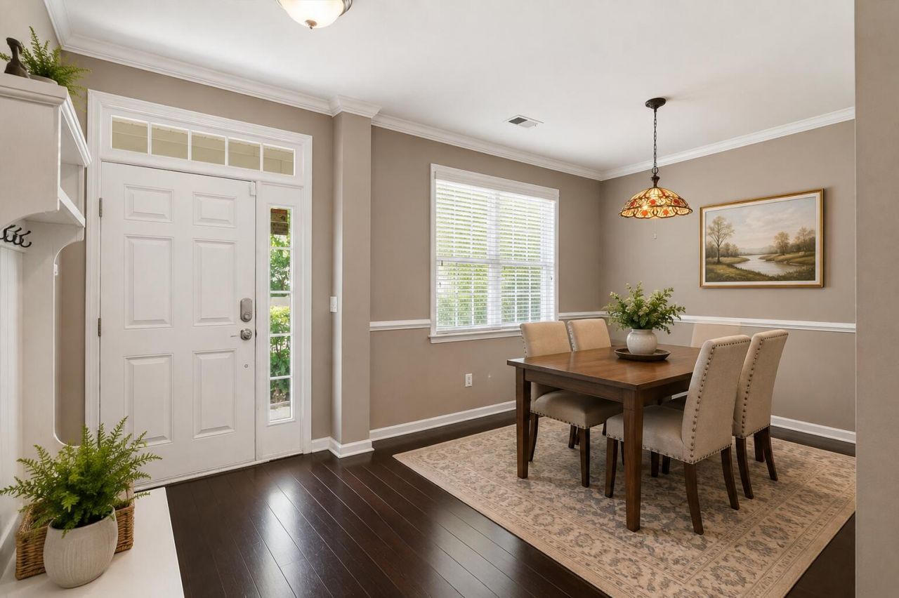 8560 Sentry Circle Photo 10