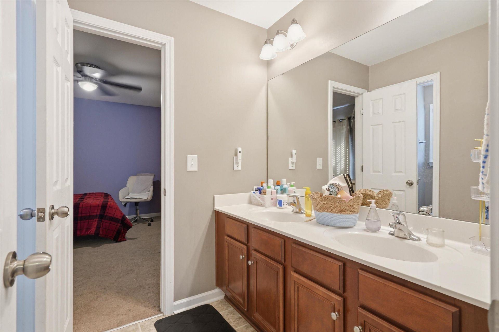8560 Sentry Circle Photo 20