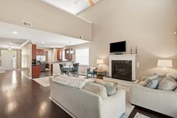 8560 Sentry Circle photo 4