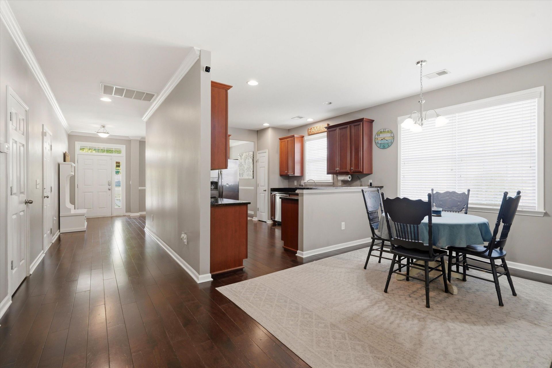 8560 Sentry Circle Photo 6