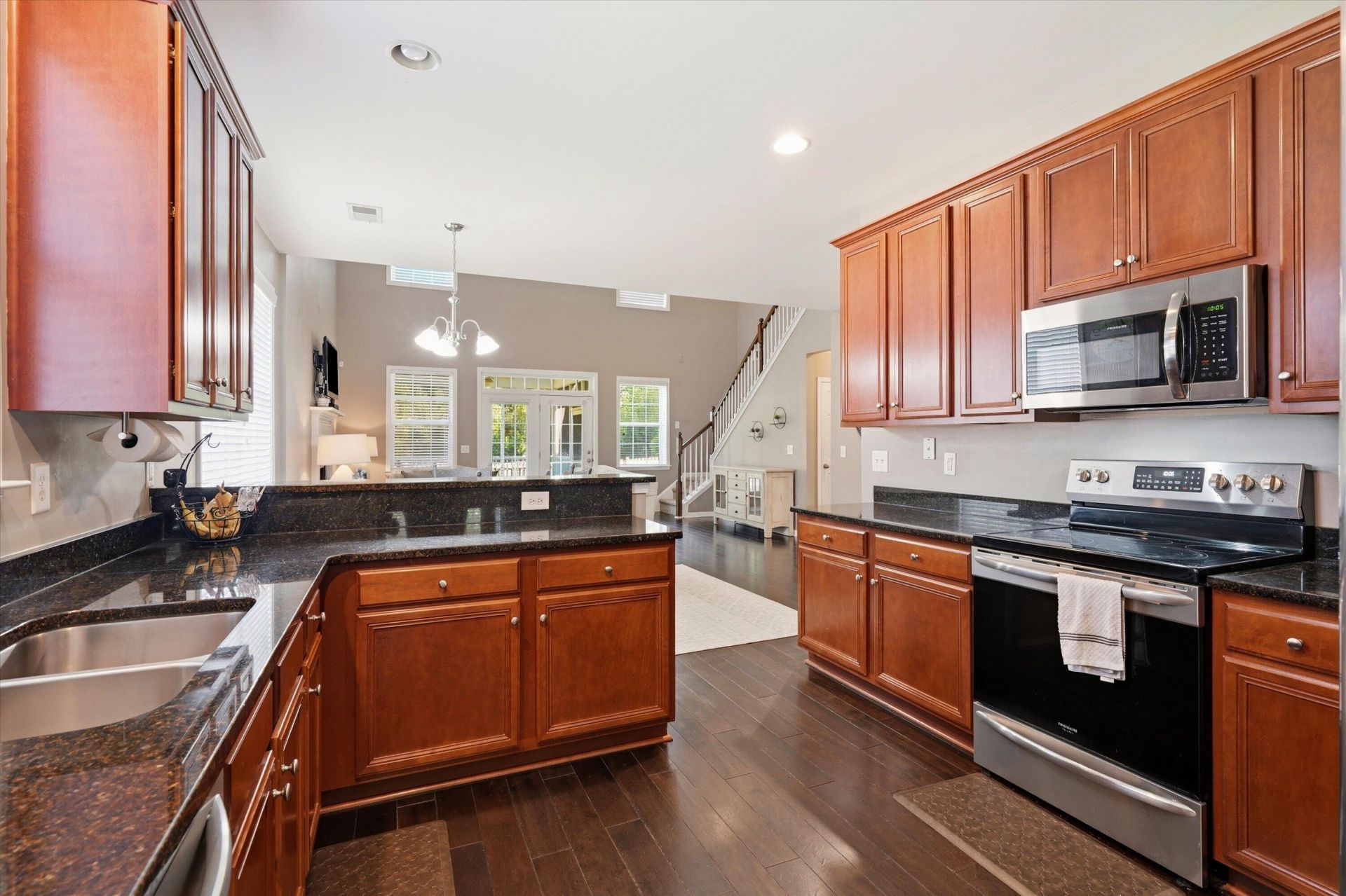 8560 Sentry Circle Photo 8