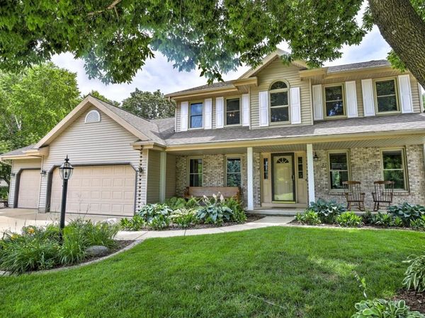 439 Acadia Way, Verona, WI 53593