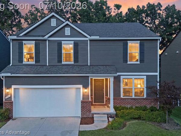 24506 Jade Drive, Farmington Hills, MI 48336