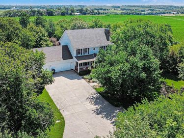 6777 Platteview Road, Papillion, NE 68133